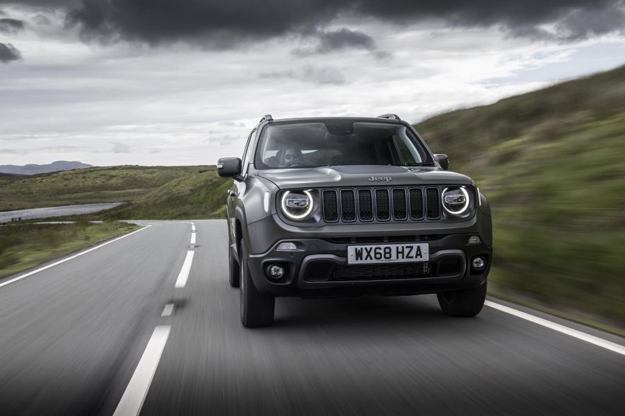  Jeep Renegade Trailhawk (BU) 2018 года  (UK) (фото 21 из 36)